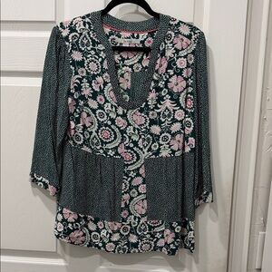 Boden Green and Pink Floral Women's Blouse